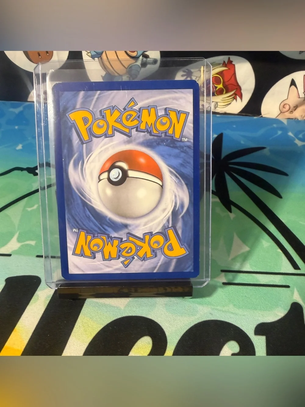 Ursaring RC16/RC25 Legendary Treasures: Radiant Collection Holo